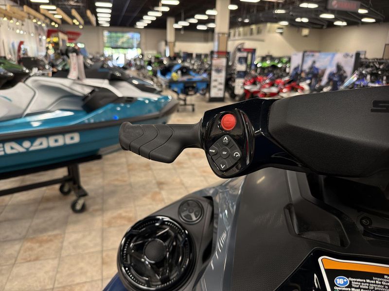 New 2025 Sea Doo GTX 230 (SOUND SYSTEM) Image 19
