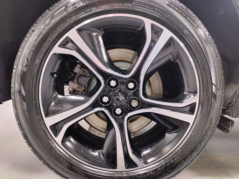 Used 2020 Ford Edge ST AWDImage 19