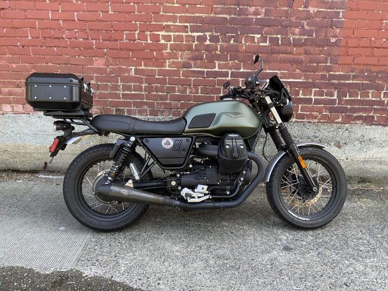 2020 MOTO GUZZI V7 III ROUGH 