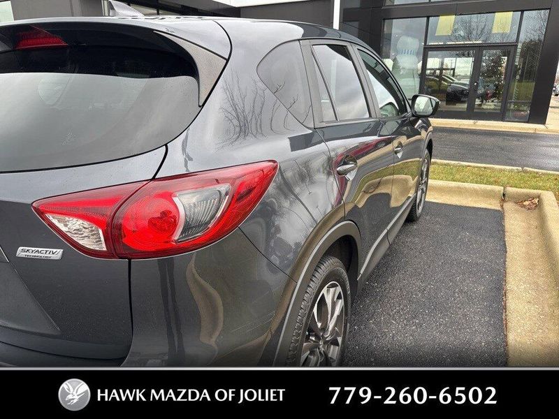 2016 Mazda CX-5 Grand Touring photo 2