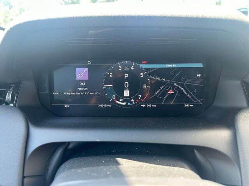 2025 Land Rover Discovery Sport S