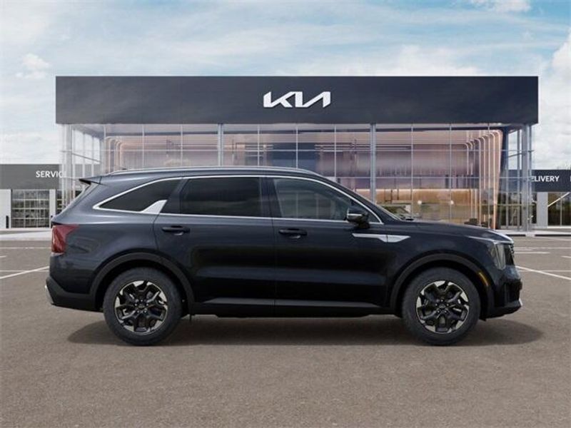 2025 Kia Sorento SImage 7