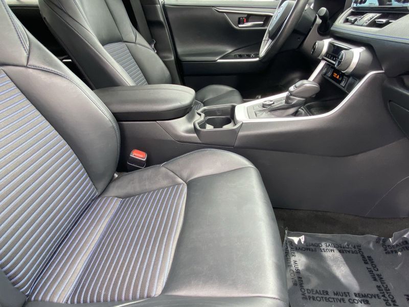 2021 Toyota RAV4 XSEImage 12