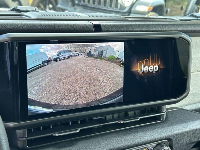 New 2026 Jeep Wrangler 4-door SportImage 19