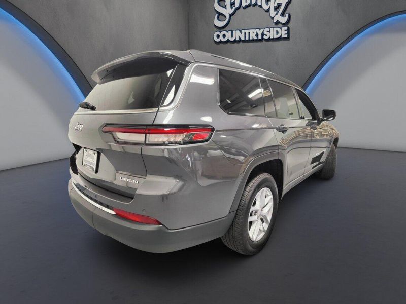Used 2025 Jeep Grand Cherokee L Laredo V6 4x4 w/Luxury TechImage 7