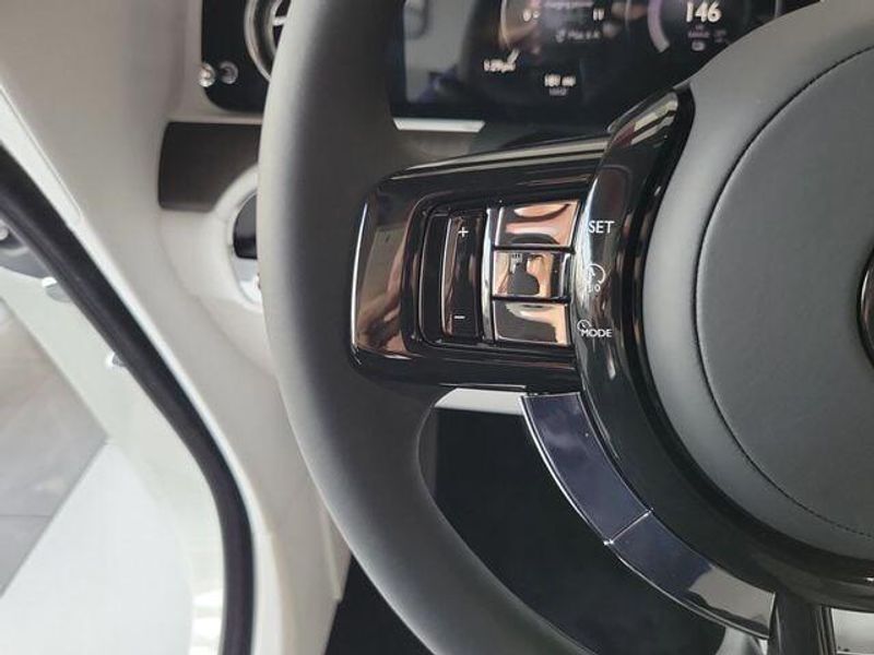 2025 Rolls Royce Spectre photo 8