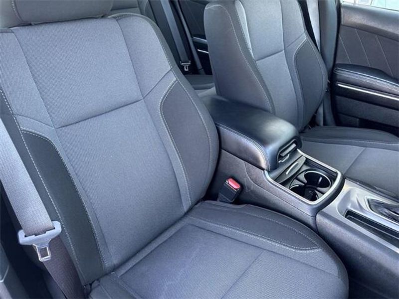 2022 Dodge Charger SXTImage 11