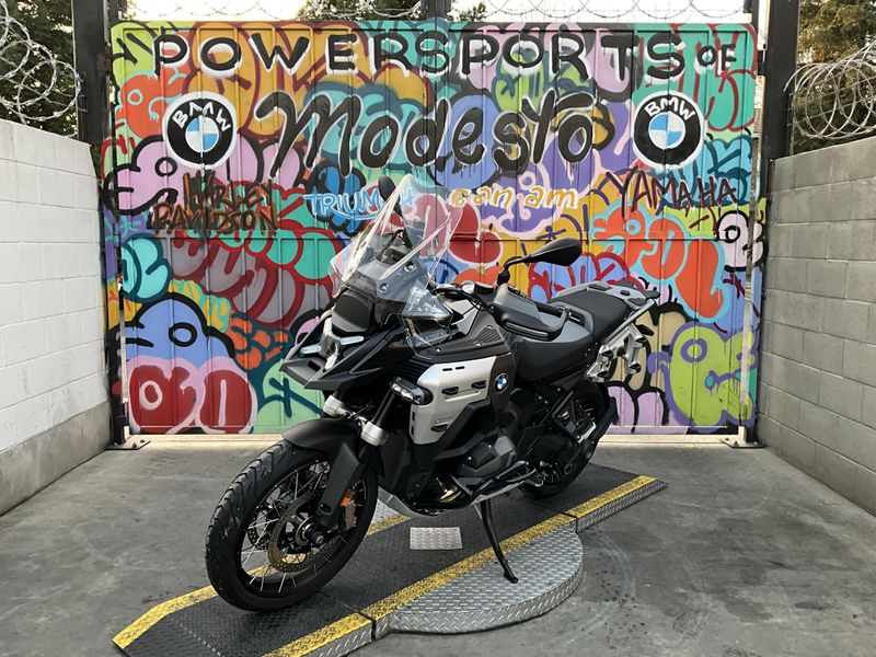 New 2026 BMW R 1300 GS Adventure Image 2