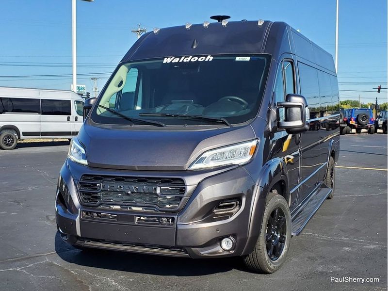 2024 RAM Promaster 3500 Slt+ Window Van High Roof 159