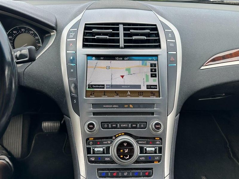 2017 Lincoln MKZ ReserveImage 8