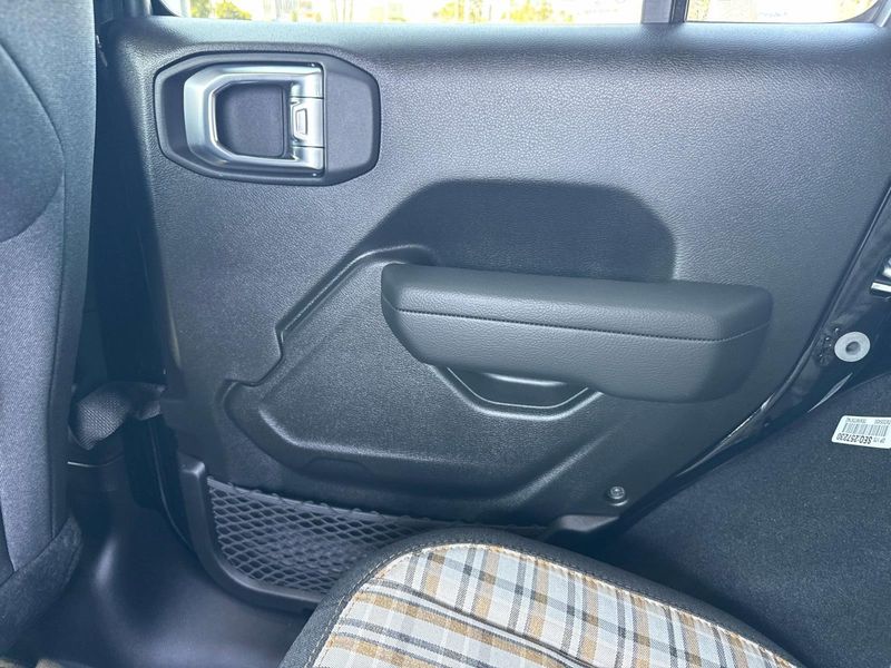 New 2026 Jeep Wrangler 4-door 85th Anniversary Edition