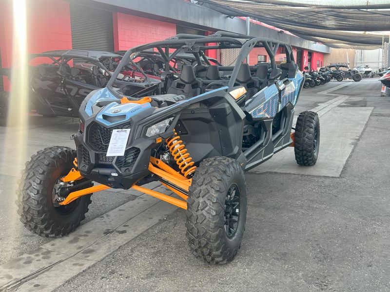2025 Can-Am MAVERICK X3 MAX RS TURBO Image 9
