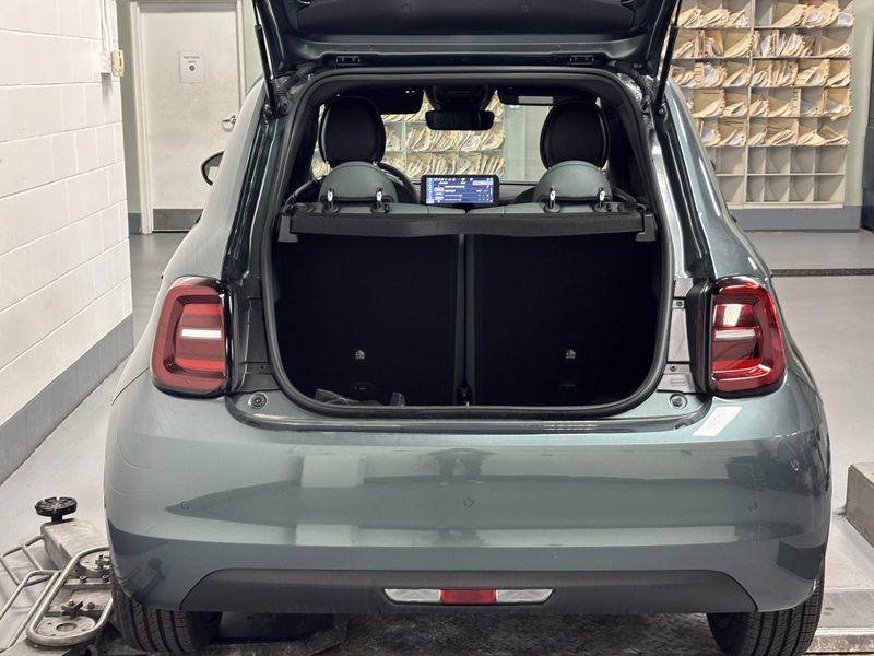 New 2025 Fiat 500e Giorgio Armani Collector