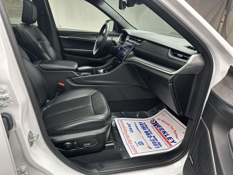 Used 2025 Jeep Grand Cherokee LimitedImage 13