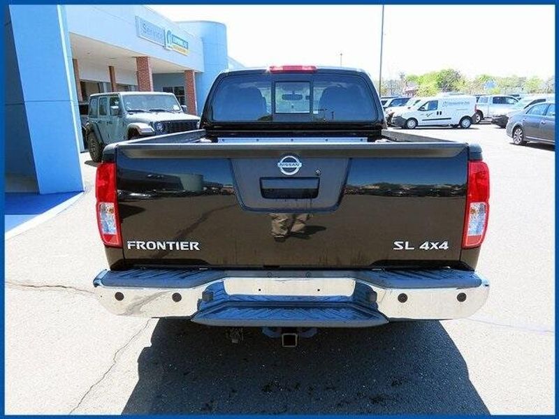 2016 Nissan Frontier SLImage 6
