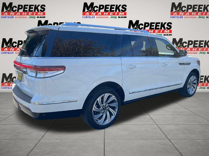 Used 2022 Lincoln Navigator ReserveImage 5