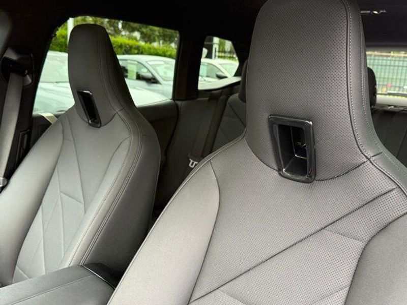 Used 2023 BMW iX xDrive50Image 21