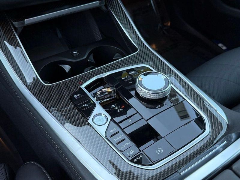 New 2026 BMW X5 M60iImage 25