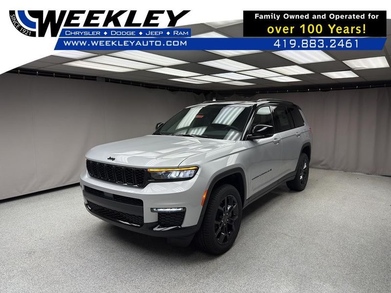 New 2025 Jeep Grand Cherokee L Limited 4x4Image 1