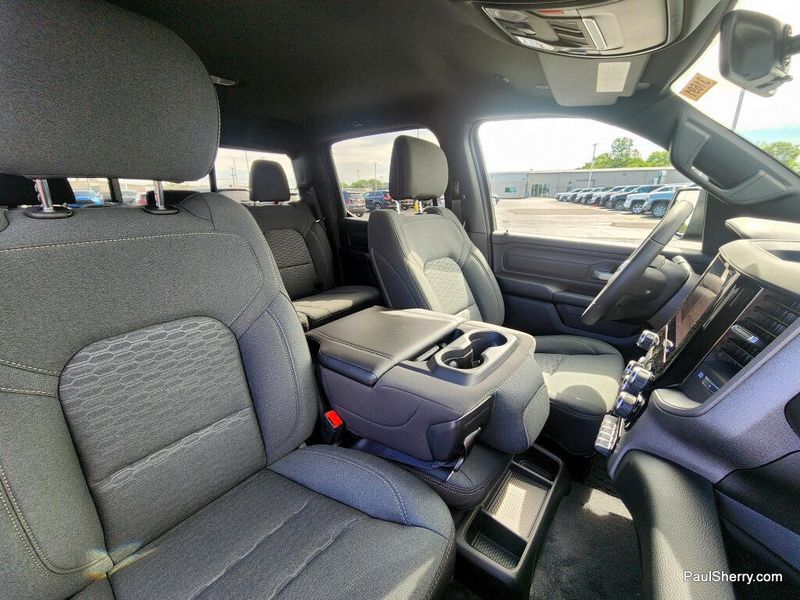 New 2026 RAM 1500 Warlock Crew Cab 4x4 5'7' Box