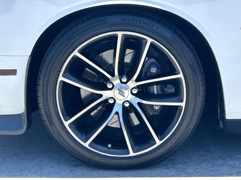 Used 2018 Dodge Challenger R/T Scat PackImage 9