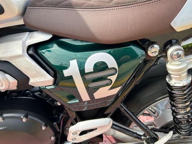 New 2027 Triumph SPEED TWIN 1200 CAFE RACER 