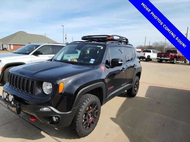 2023 Jeep Renegade TrailhawkImage 2