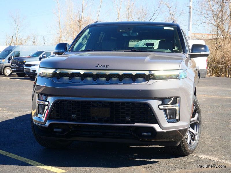 2026 Jeep Grand Wagoneer Upland 4x4