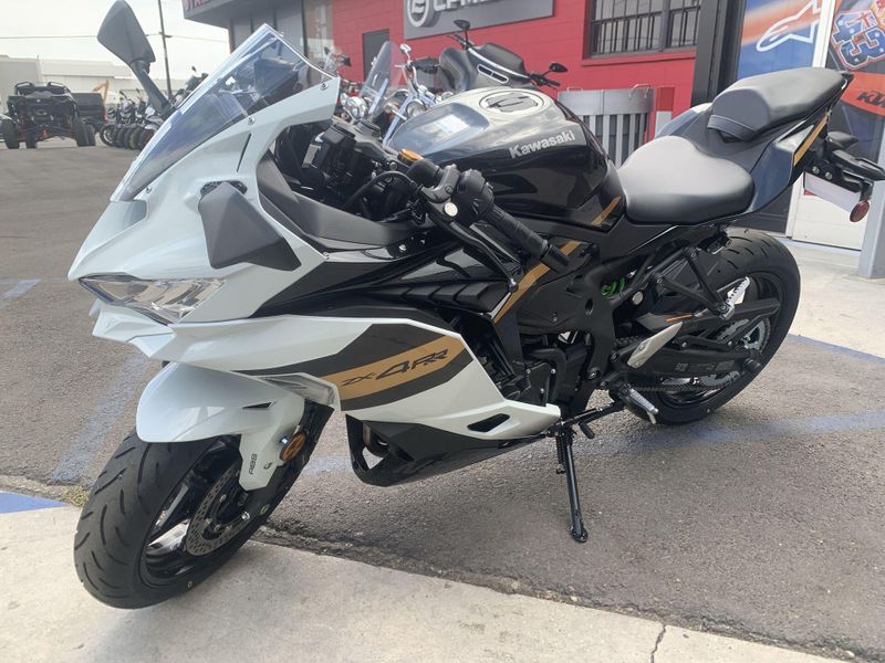 New 2026 Kawasaki NINJA ZX-4RR ABS Image 12