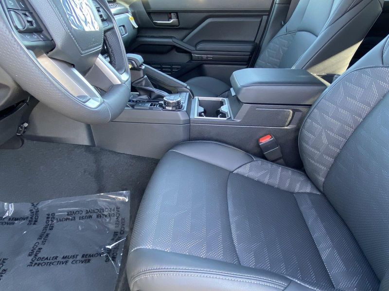 2025 Toyota Tacoma TRD Off RoadImage 14