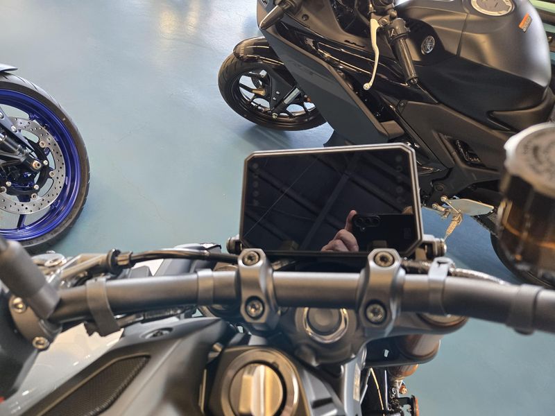 2025 Yamaha MT09 SP LIQUID METAL RAVEN Image 14