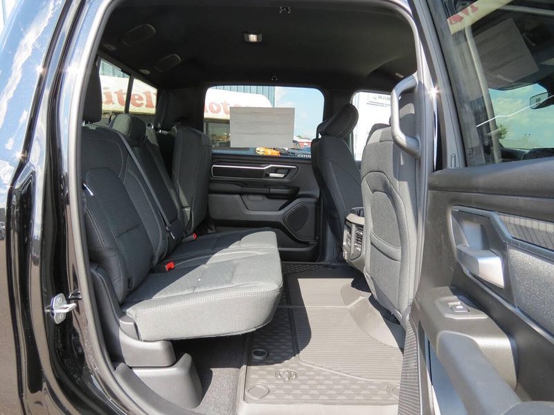 New 2027 RAM 1500 Big Horn Crew Cab 4x4 5