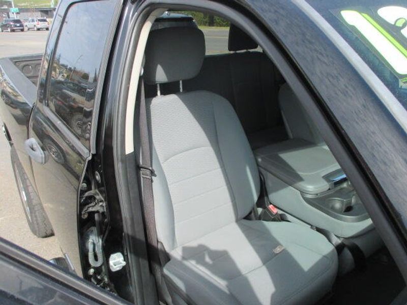 Used 2013 RAM 1500 ExpressImage 24