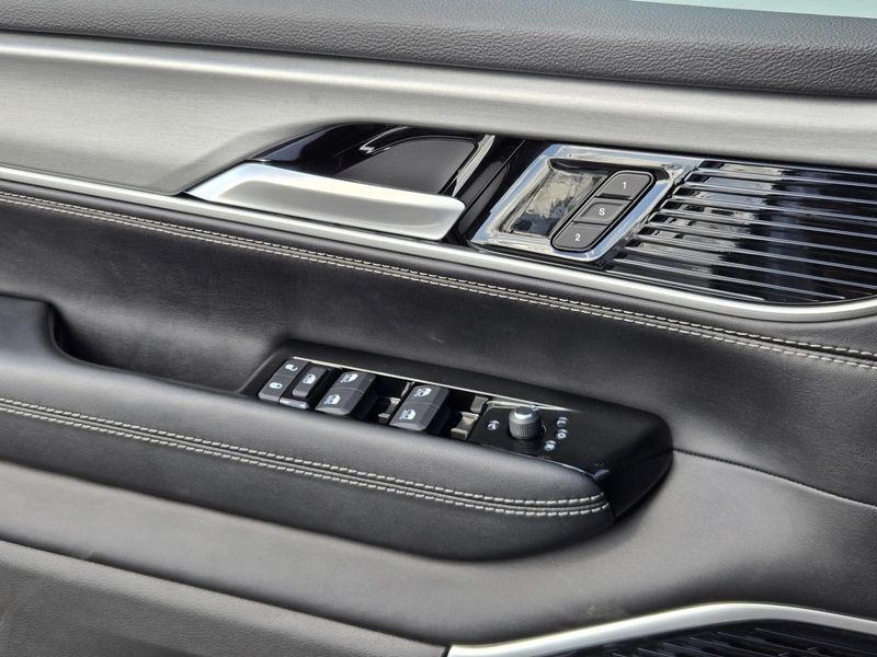 2026 Jeep Grand Wagoneer Limited Reserve 4x4