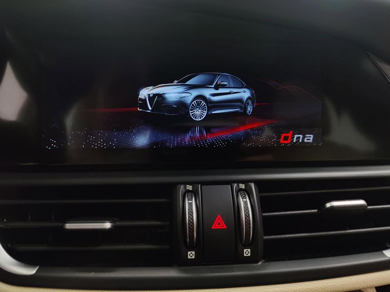 Used 2023 Alfa Romeo Giulia Lusso AWD w/Activ AsstImage 24