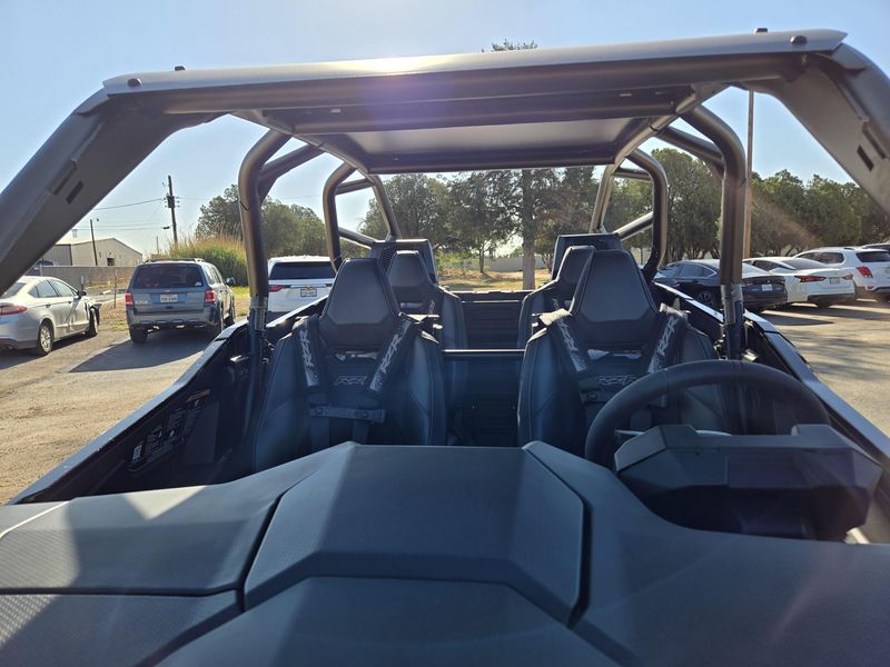2025 Polaris RZR PRO R 4 ULTIMATE BLACK CRYSTAL AND SHADOW BRONZE Image 28