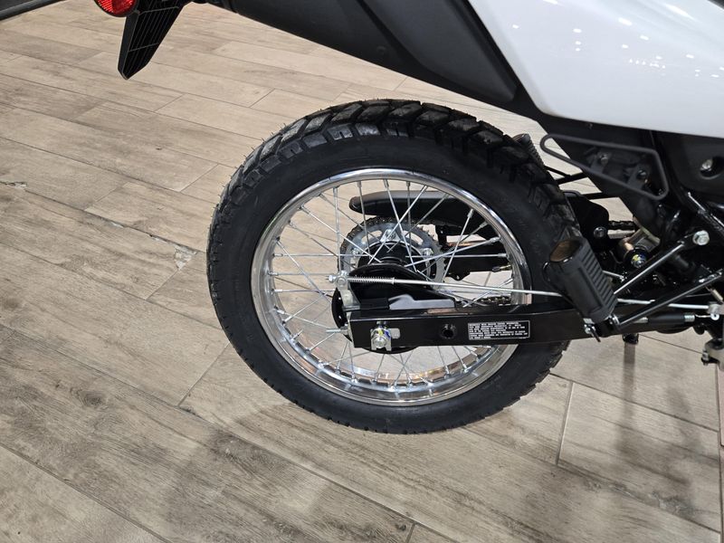 NEW 2026 HONDA XR 150L Image 13