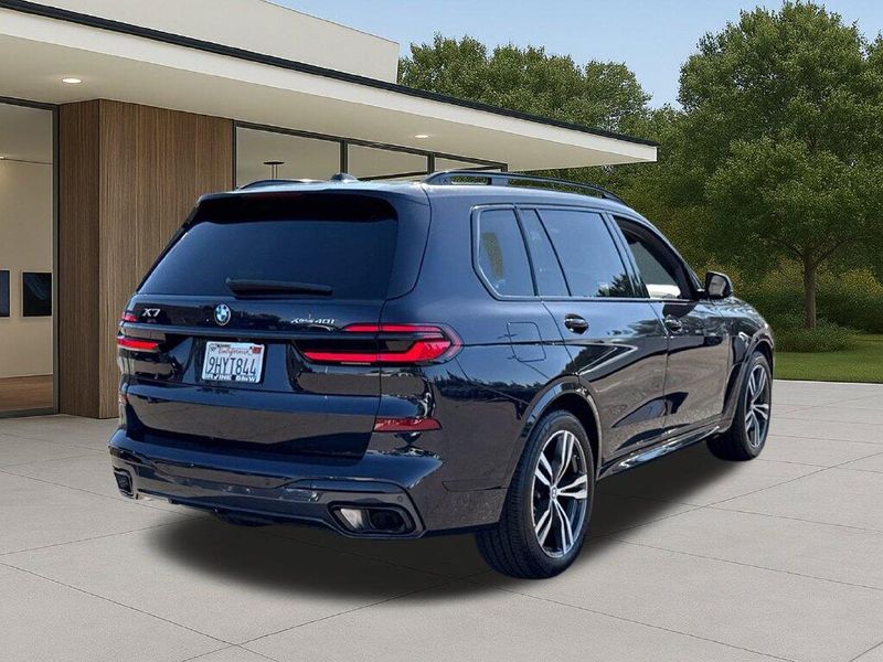 Used 2024 BMW X7 xDrive40iImage 8