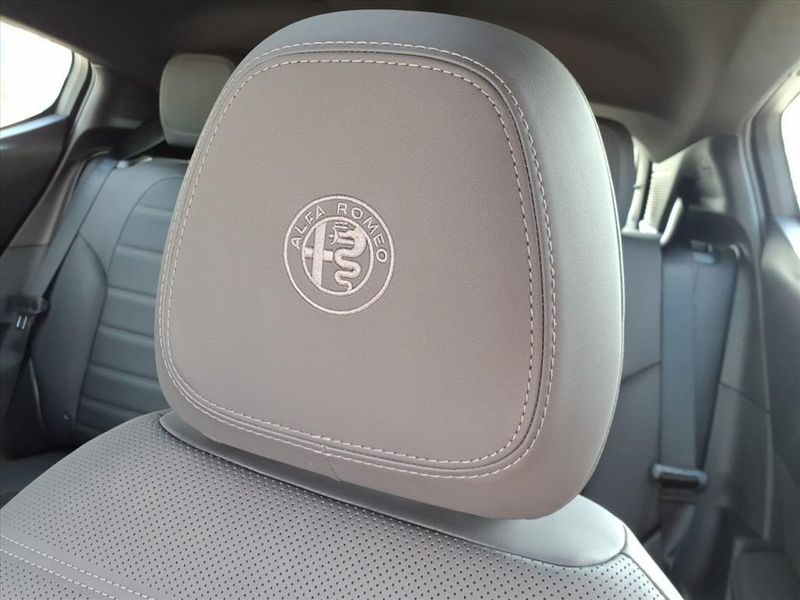 New 2025 Alfa Romeo Tonale VeloceImage 15