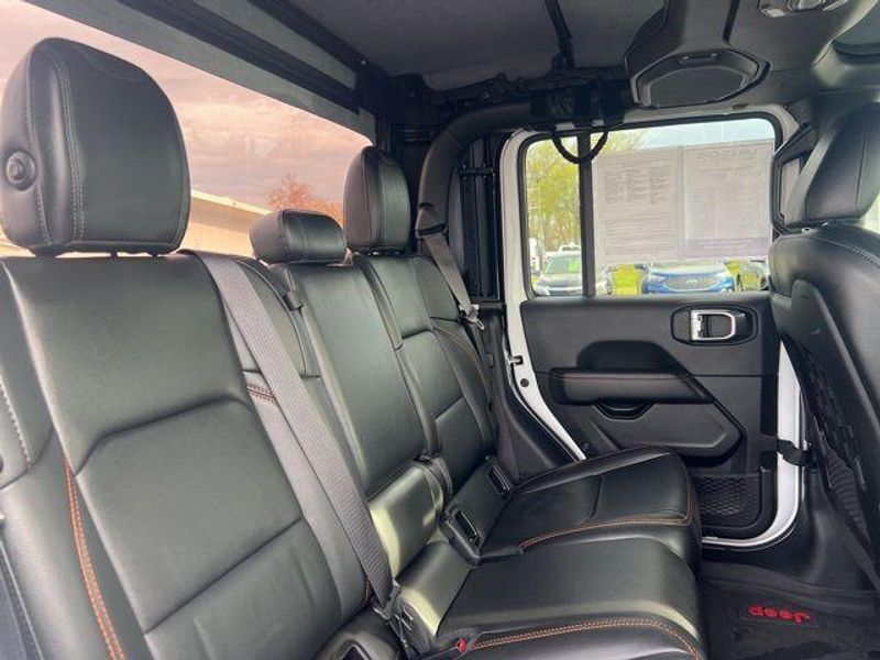 2022 Jeep Gladiator MojaveImage 19
