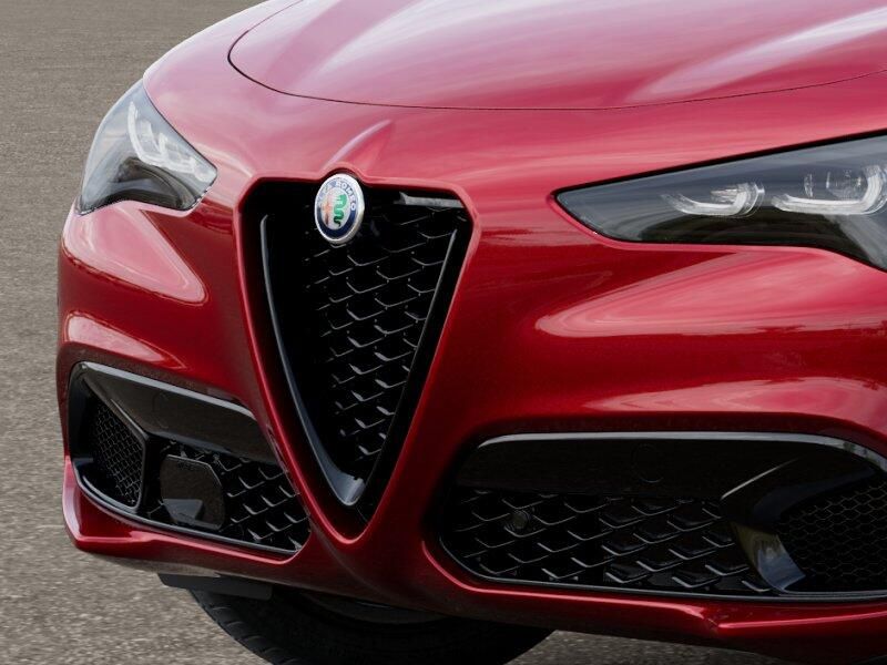 New 2026 Alfa Romeo Stelvio AwdImage 7