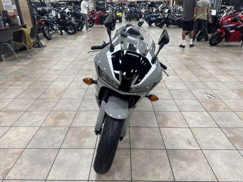 New 2026 Honda CBR600RR Image 12