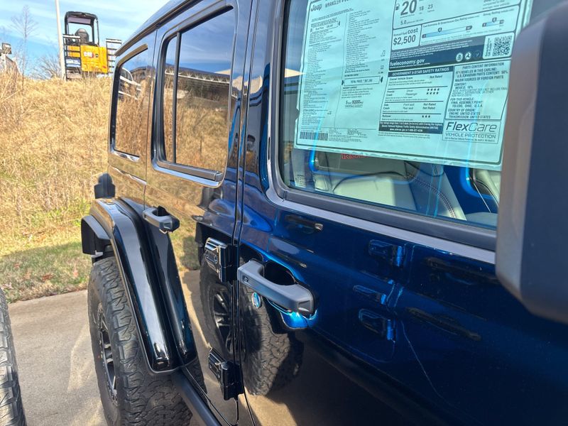 New 2026 Jeep Wrangler 4-door Rubicon XImage 5