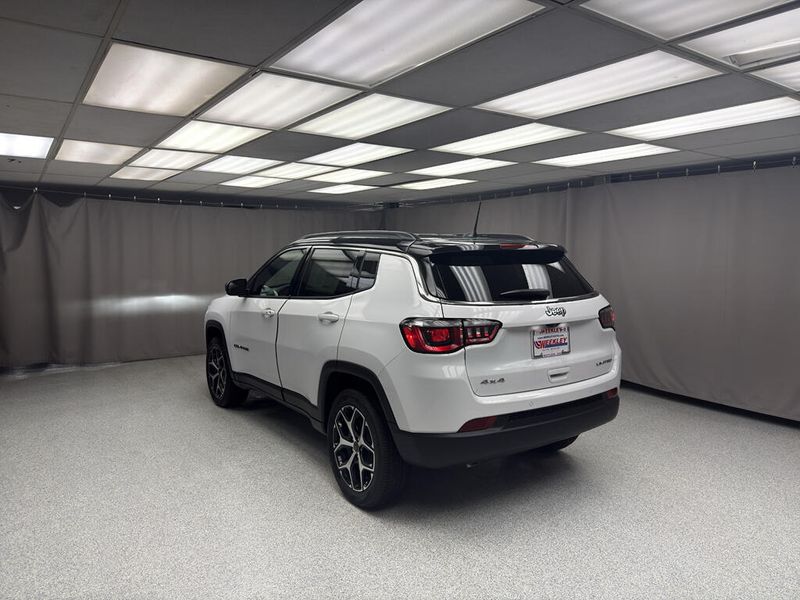 New 2026 Jeep Compass Limited 4x4Image 2