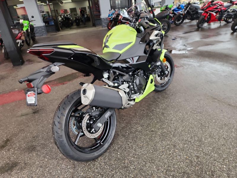 New 2026 Kawasaki NINJA 500 SE ABS Image 12