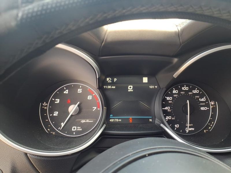 Used 2022 Alfa Romeo Stelvio VeloceImage 26