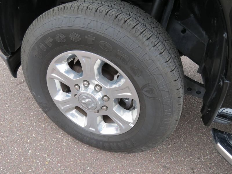 Used 2026 RAM 2500 Big Horn 4x4 4dr Crew Cab 6.3 ft. SB PickupImage 7