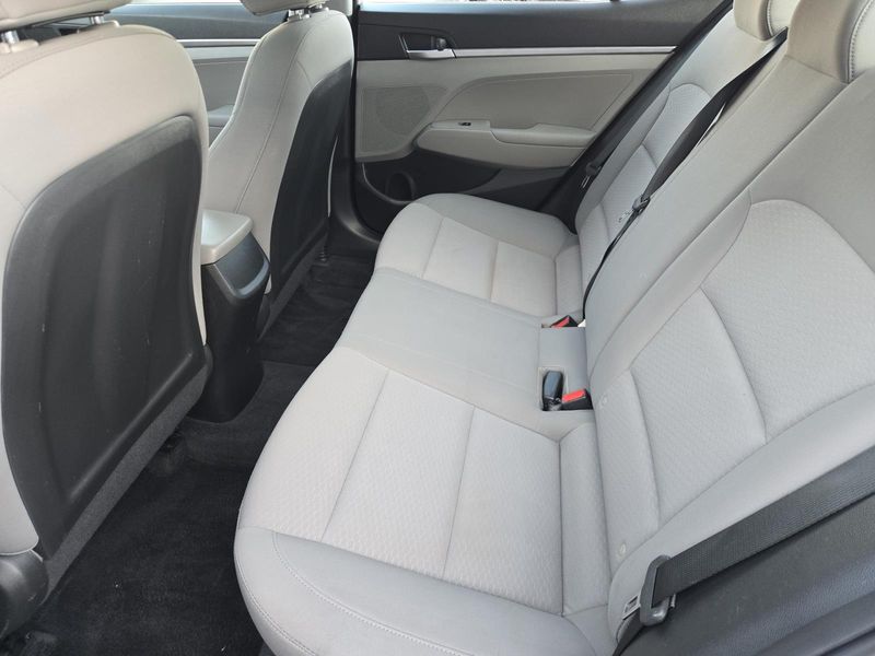 Used 2019 Hyundai Elantra SE