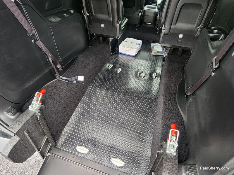 New 2026 Chrysler Pacifica Select