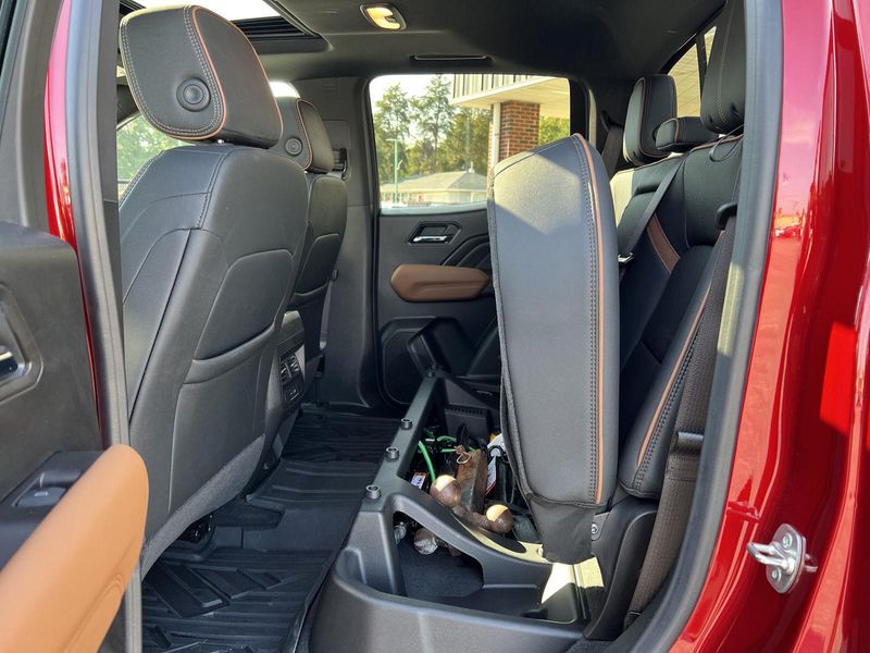 2024 Gmc Canyon AT4 photo 41